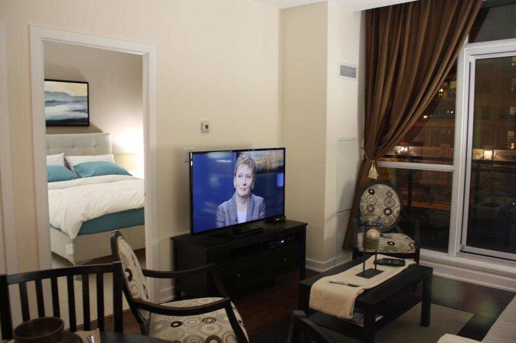 Accurate Plus Furnished Apartment- Brickstone Mews 미시소거 객실 사진