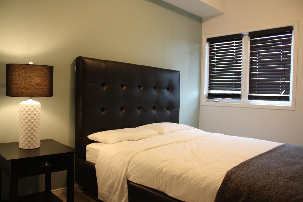 Accurate Plus Furnished Apartment- Brickstone Mews 미시소거 객실 사진